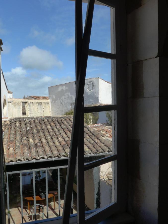 Chambre De Charme Coeur De Village Le Bois-Plage-en-Re Exterior photo